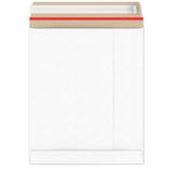 Enveloppes blanches en carton rigide