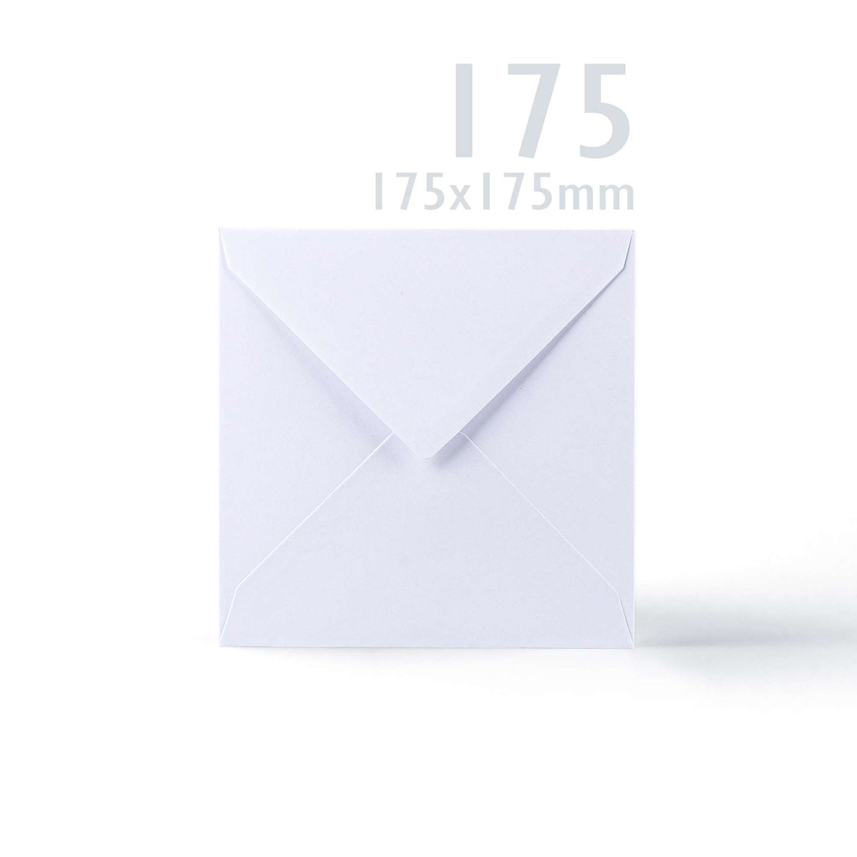 Cartes et enveloppes blanches à bord ondulé – lot