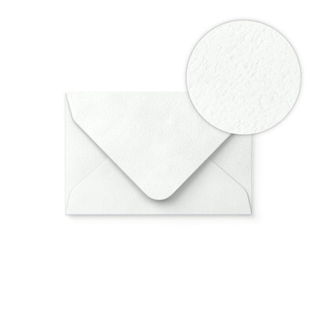 Enveloppe blanche avec effet martelé 62x94 mm