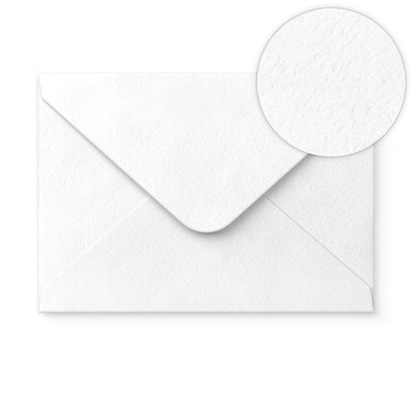 Enveloppe blanche avec effet martelé 162x229 mm (C5)
